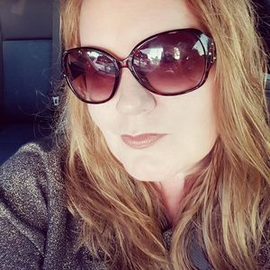 Meet your Posher, Nikki